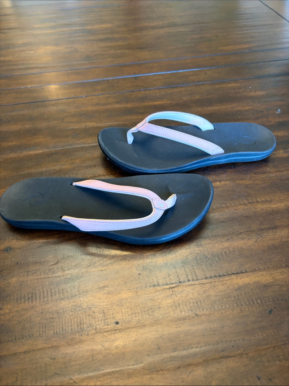 Olukai Pink Hoopio Girls Woman US 6 ACs